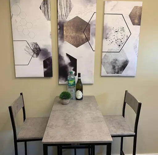 Rhein Souterrain Business Apartment *