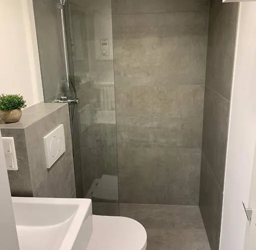 Rhein Souterrain Business